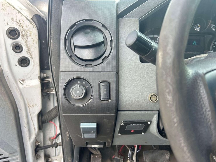 2012-ford-f450-image-15