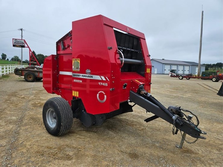 massey-ferguson-1745-image-7