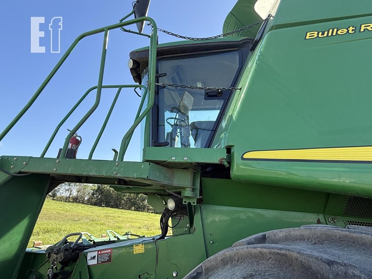 2006-john-deere-9760-sts-image-35