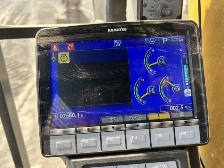 2018-komatsu-pc490-lc-11-image-50