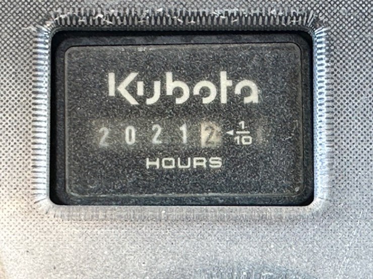2009-kubota-rtv900-image-32