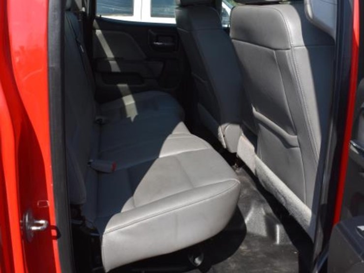 2016-chevrolet-3500hd-image-10