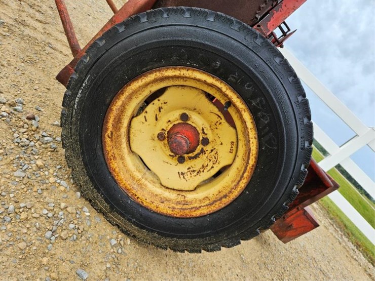 new-holland-23-image-19