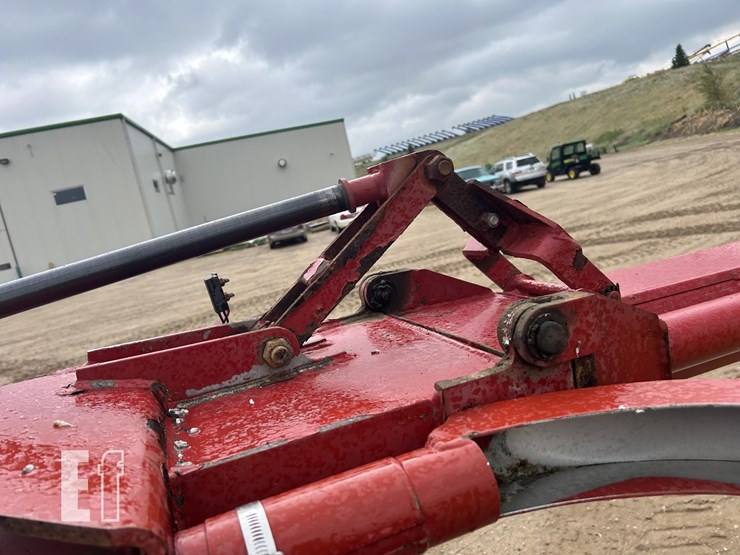 2010-case-ih-titan-3520-image-27