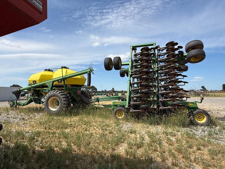 john-deere-1900-image-8