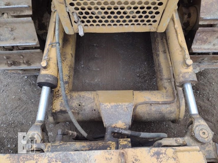 international-td8-image-16