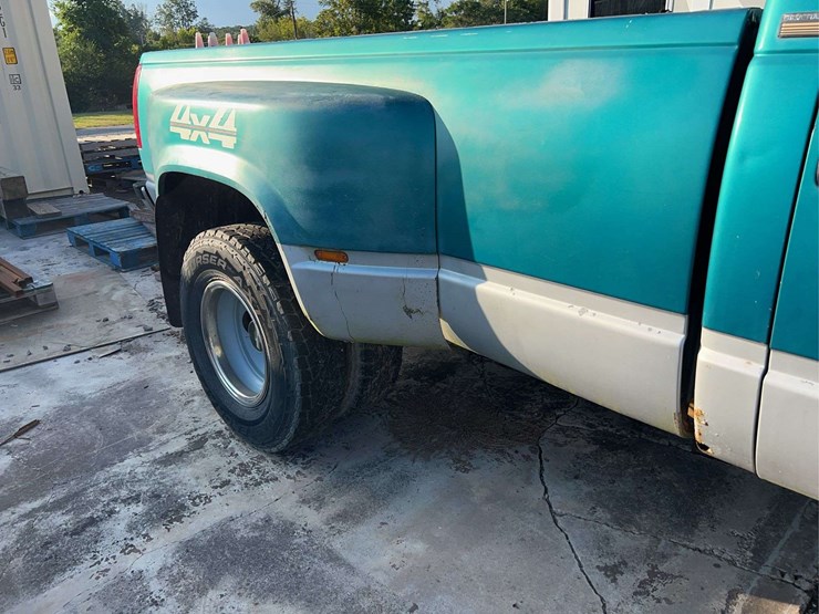 chevrolet-3500-image-5