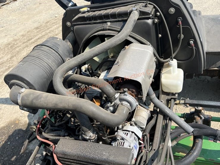 john-deere-3235c-image-23