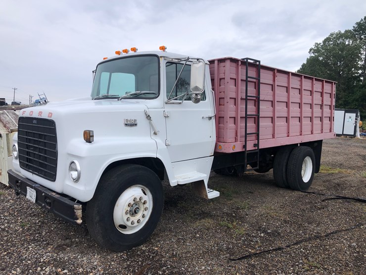 ford-7000-image-1