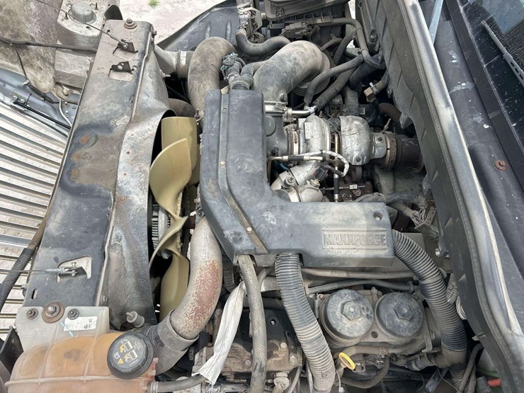 2014-international-durastar-4300-image-9