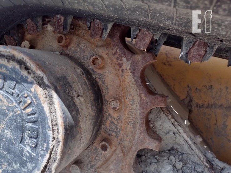 john-deere-329d-image-17
