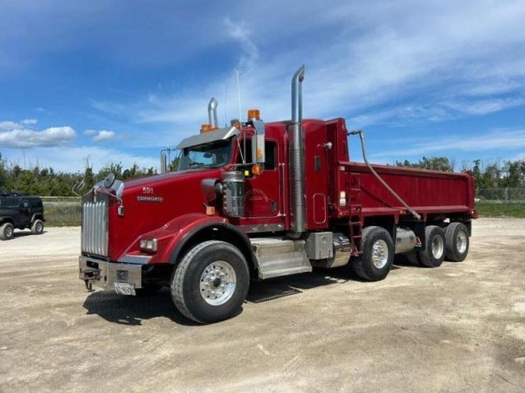2022-kenworth-t800-image-1