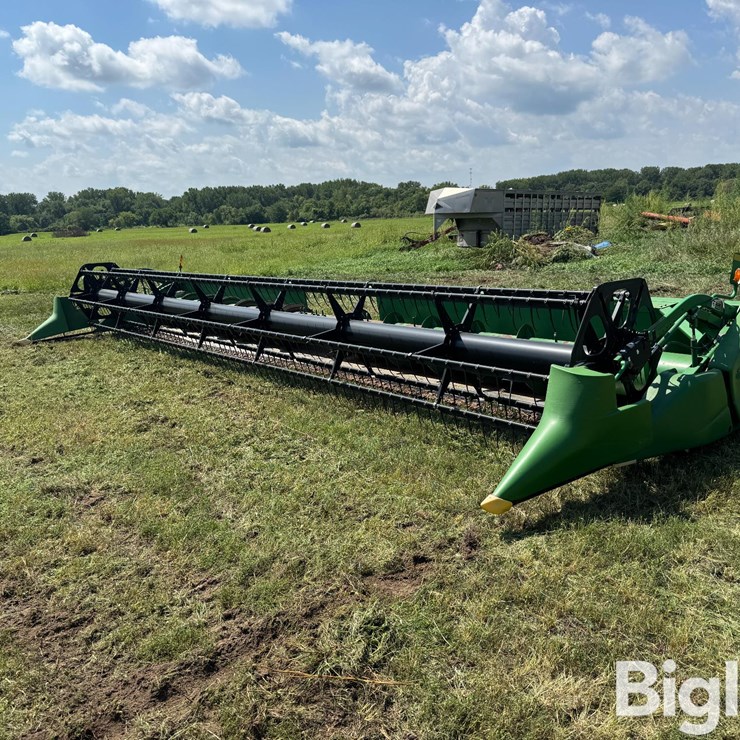 2009 JOHN DEERE 635F