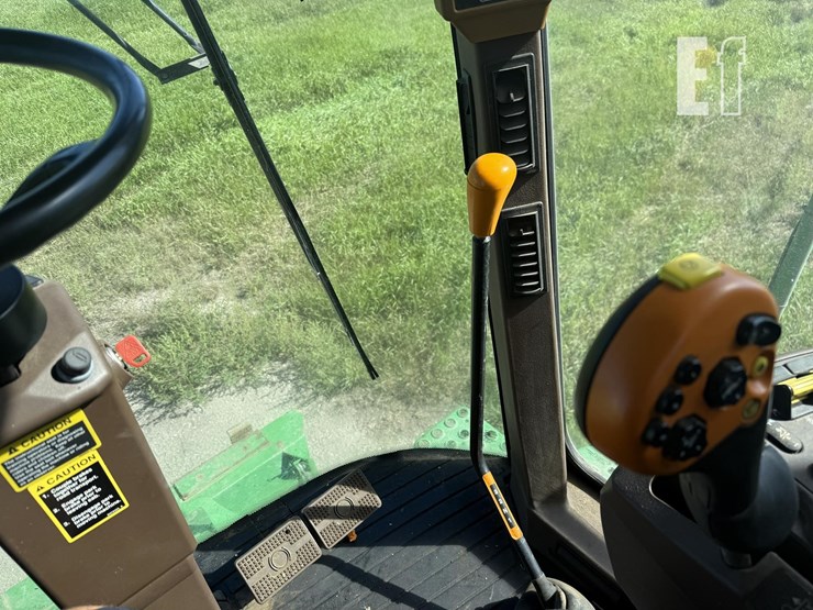 2006-john-deere-9760-sts-image-42