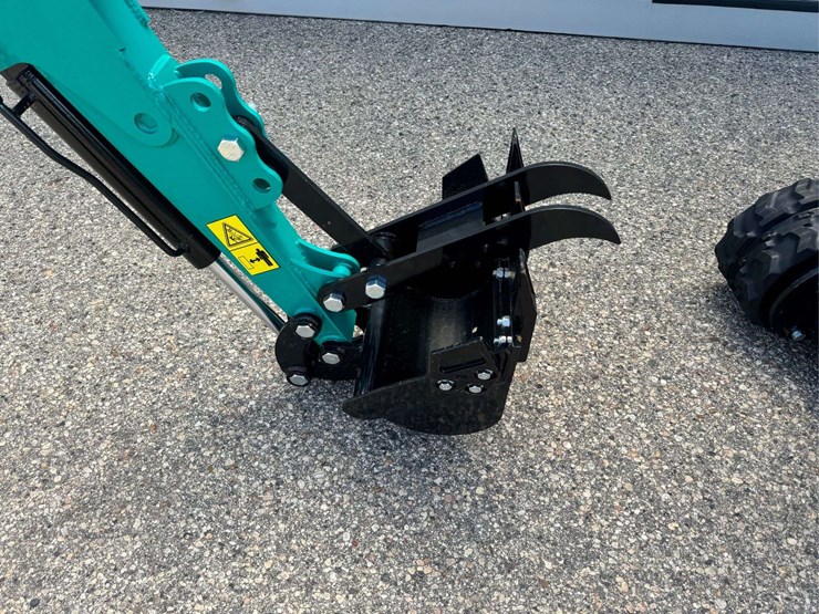 g-industrial-mh12rx-mini-excavator-...-unused-…-brand-new-battery-image-5
