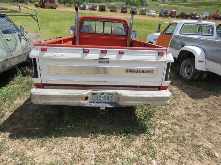 1986-dodge-ram-350-image-4