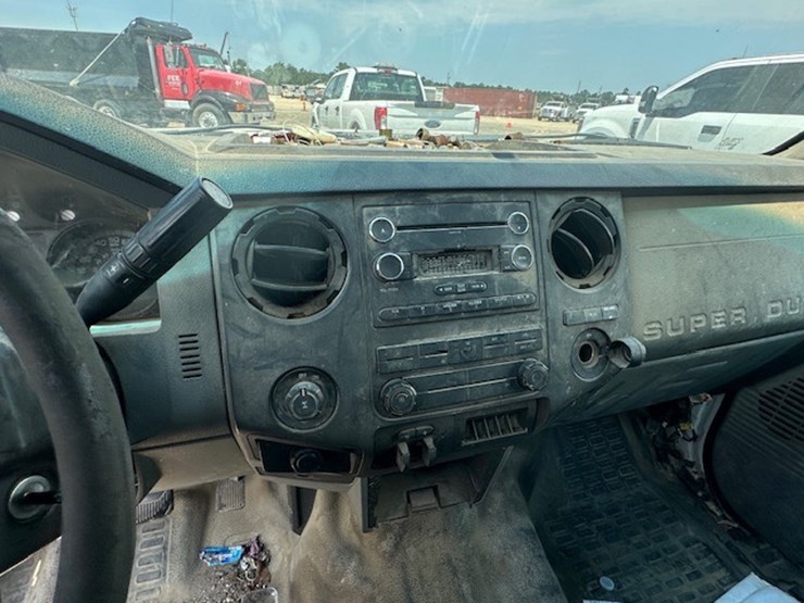2011-ford-f250-image-45