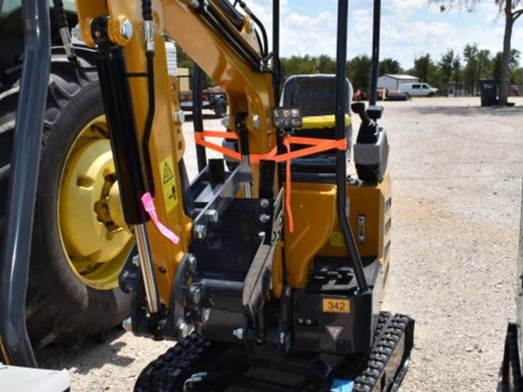 mx12rx-mini-excavator-(serial-#-mx12rx2025j001059)-(k)-image-1