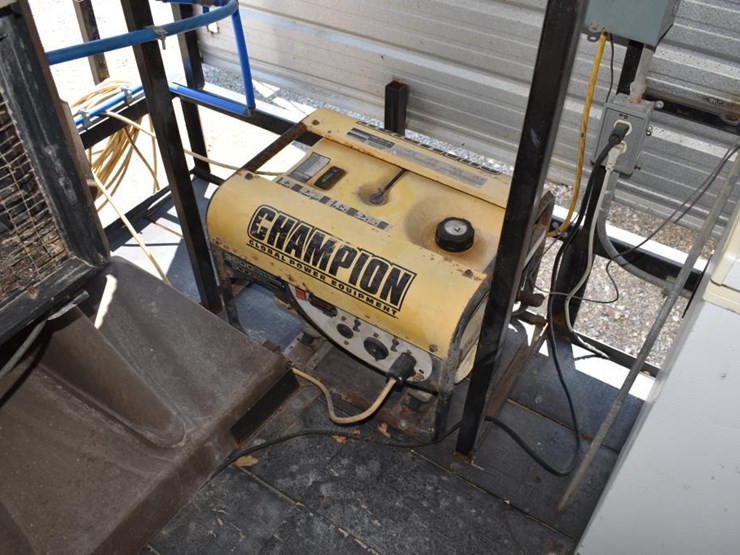 2011-16'-cooling-trailer-w/-generator,-port-a-cool-and-freezer-(vin-#-5vnbu-image-9