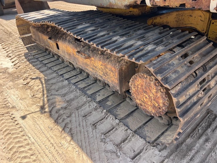 komatsu-pc150-5-image-23