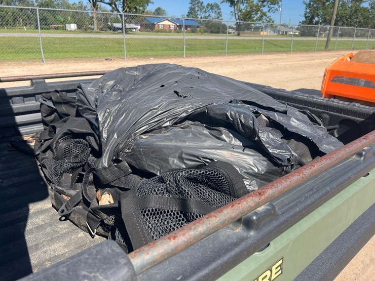 2019-john-deere-gator-image-13