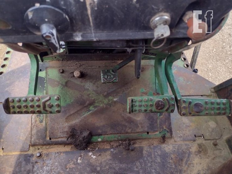 john-deere-4240-image-7