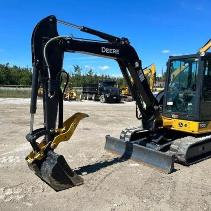 2023 DEERE 50G