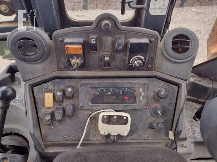 2007-deere-310sj-image-7