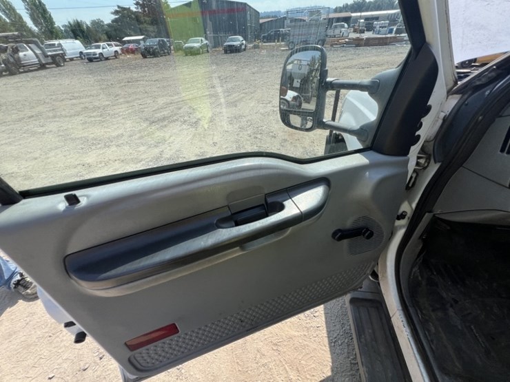 2007-ford-f350-image-27