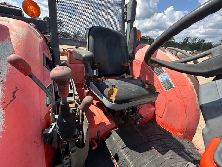 kubota-m8540f-image-45
