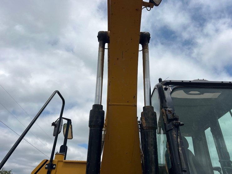 2018-caterpillar-313-image-16