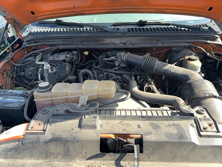 2004-ford-f350-xl-image-30