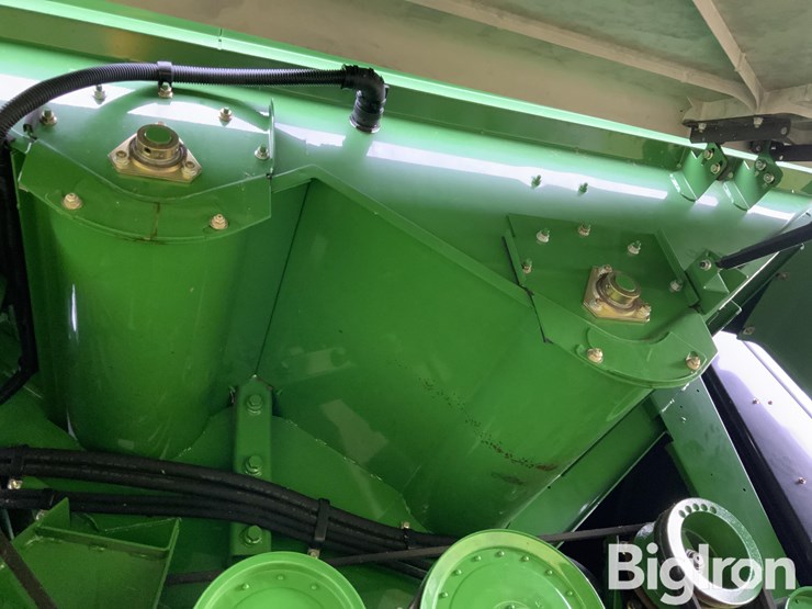 2010-john-deere-9770-sts-image-18