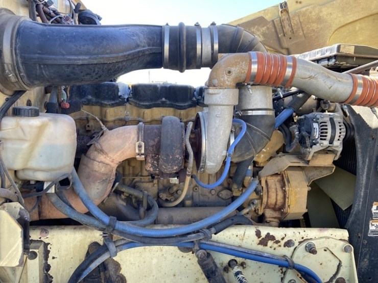 2004-peterbilt-378-image-35