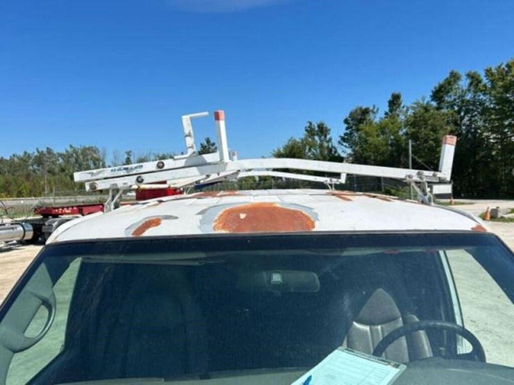2007-chevrolet-express-2500-image-31