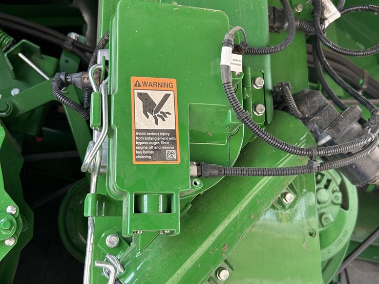 2024-john-deere-s790-image-48