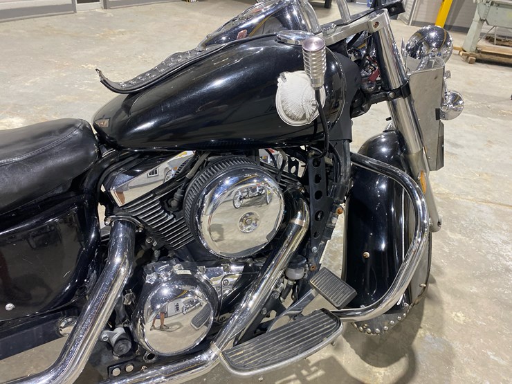 #118-•-2001-kawasaki-vn1500-motorcycle-image-7