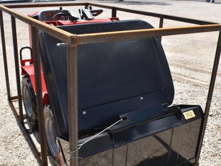 agt-sda0140w-mini-skid-steer-(serial-#-sda140w25l0620283)-(k)-image-2