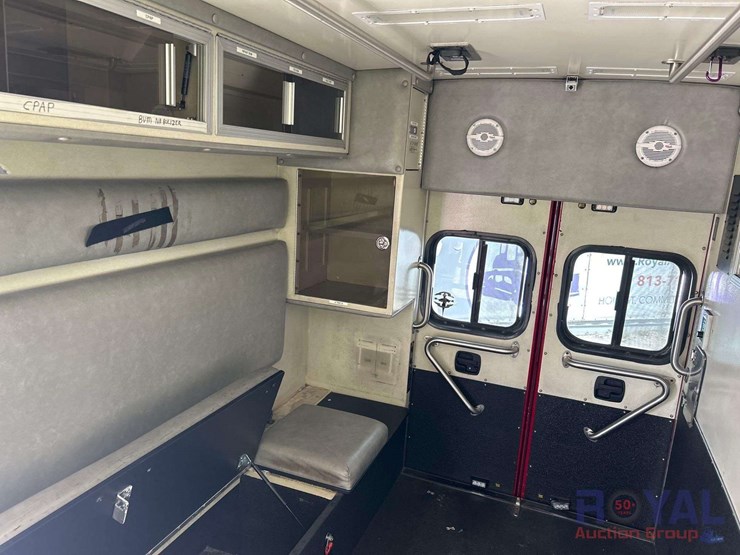 2015-international-durastar-4300-image-27