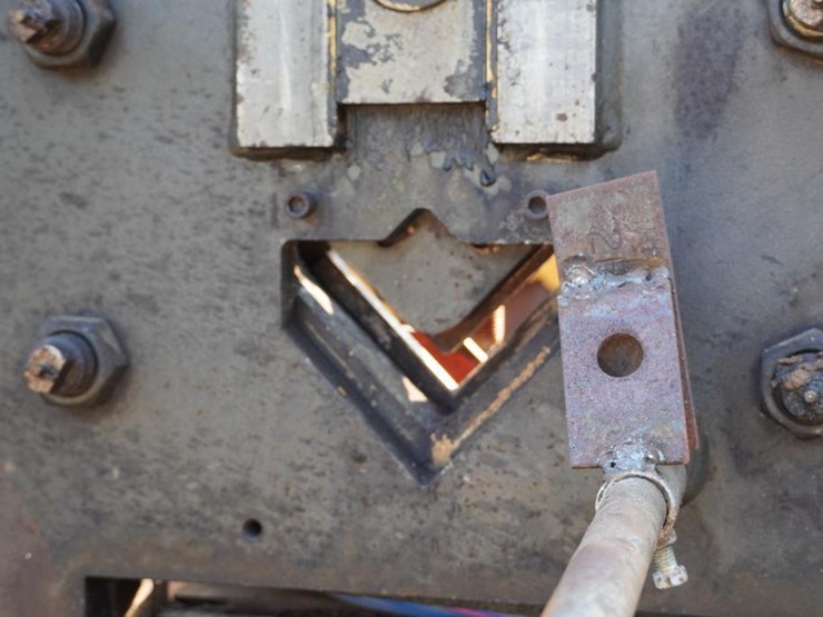#172-•-edwards-jaws-iv-iron-worker-image-7