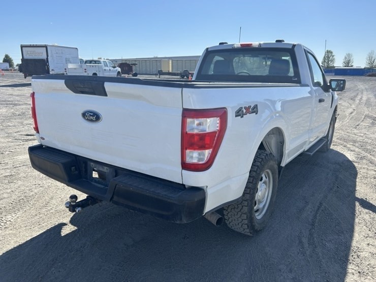 2022-ford-f150-xl-image-5