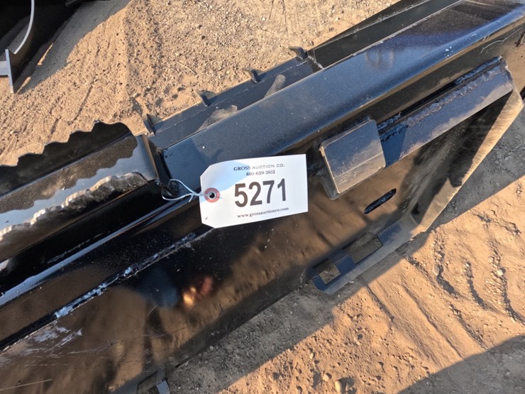 #5271-•-66"-skid-steer-bucket-w/teeth-image-2