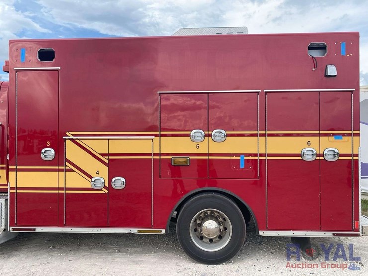 2015-international-durastar-4300-image-19
