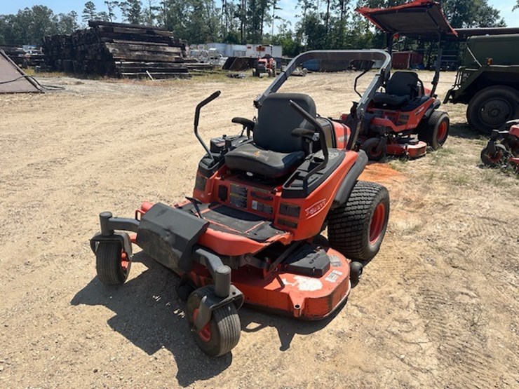kubota-zd326-image-3