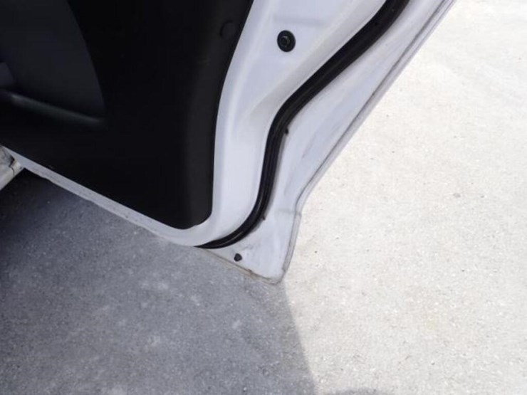 2019-nissan-nv200-image-39