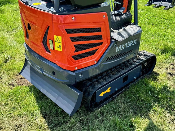 cfg-industrial-mx15rx-mini-excavator-image-4