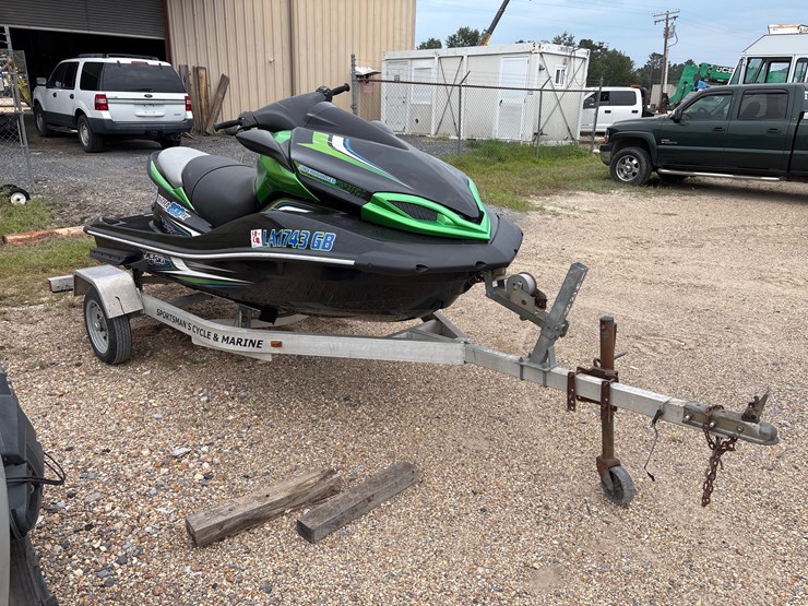#1411-•-ultra-300fx-jet-ski-with-single-axle-trailer-image-2