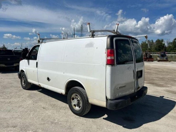 2007-chevrolet-express-2500-image-5