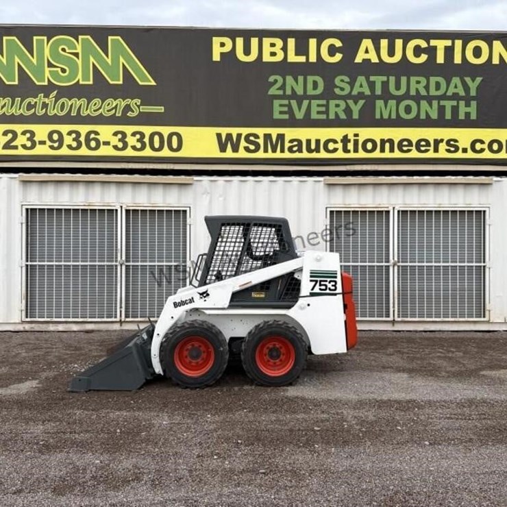 BOBCAT 753