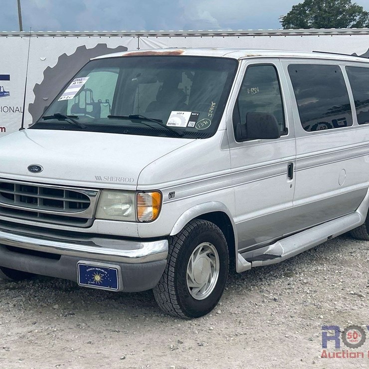 2002 FORD E150